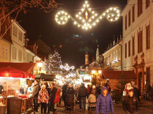 Adventsmarkt in der Fußgängerzone Heiligenstadt