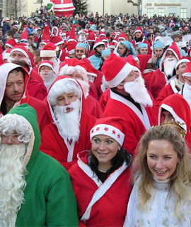 Weihnachten 2005 - Weihnachtsmännertreffen in Auerbach