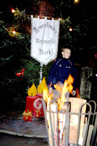 Weihnachten 2005 - Romantischer Weihnachtsmarkt in Laisa