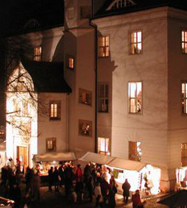 Märchenhafter Weihnachtsmarkt Schloss Grunewald