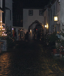 Weihnachten 2005 - Weihnachtsmarkt in Kronenburg