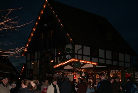 Weihnachtsmarkt in Liebharts Detmolder Fachwerkdorf