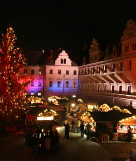 Weihnachtsmarkt auf Schloss Thurn & Taxis