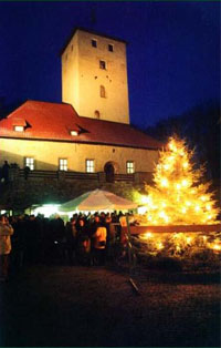 Weihnachten 2005 - Weihnachtsmarkt auf Burg Warberg