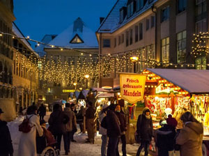 Weihnachtshöfe und Weihnachtsmarkt in Halberstadt