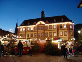 Neustadter Weihnachtsmarkt am historischen Marktplatz 2021 abgesagt