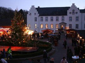 Weihnachtsmarkt Burg Heimerzheim