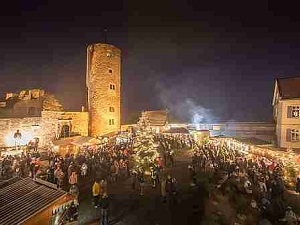 Historischer Erlebnis-Weihnachtsmarkt auf Burg Schwarzenfels