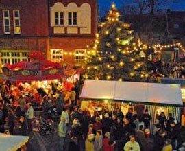 Weihnachtsmarkt in Großauheim Weihnachtsmarkt in Großauheim