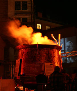 Die Größte Feuerzangenbowle der Welt in Iserlohn