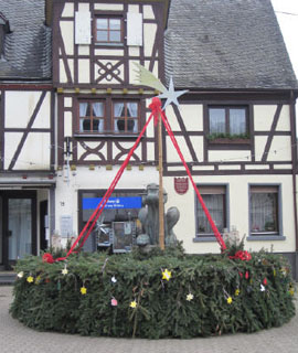 Kleiner, feiner Weihnachtsmarkt in Kobern
