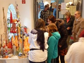 Kunsthandwerkermarkt am Burggut Kunsthandwerkermarkt am Burggut