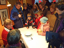 Traditionelles Silvesterwürfeln in Laubach Traditionelles Silvesterwürfeln in Laubach