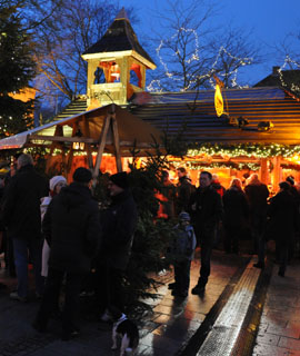 Pinneberger Weihnachtsdorf