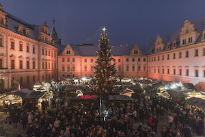 Romantischer Weihnachtsmarkt auf Schloss Thurn & Taxis