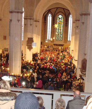 Weihnachtsmarkt in der Nikolaikirche Rostock 2023