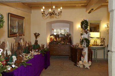 Vorweihnachtlicher Markt im Schloss Sulzheim Vorweihnachtlicher Markt im Schloss Sulzheim
