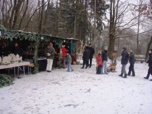 Wintermarkt und Winterfest in der Scheune Neuhaus