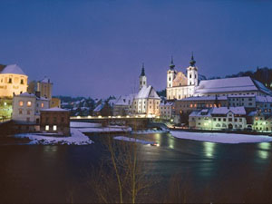 Adventmarkt „Altstadt Steyr“ am Stadtplatz Adventmarkt „Altstadt Steyr“ am Stadtplatz