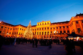 Kultur- und Weihnachtsmarkt auf Schloß Schönbrunn